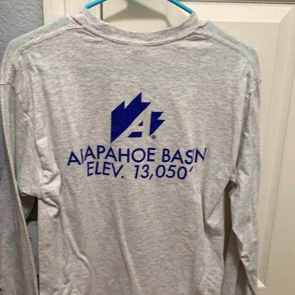 Long sleeve Arapahoe basin t shirt!!! - Picture 2 of 3